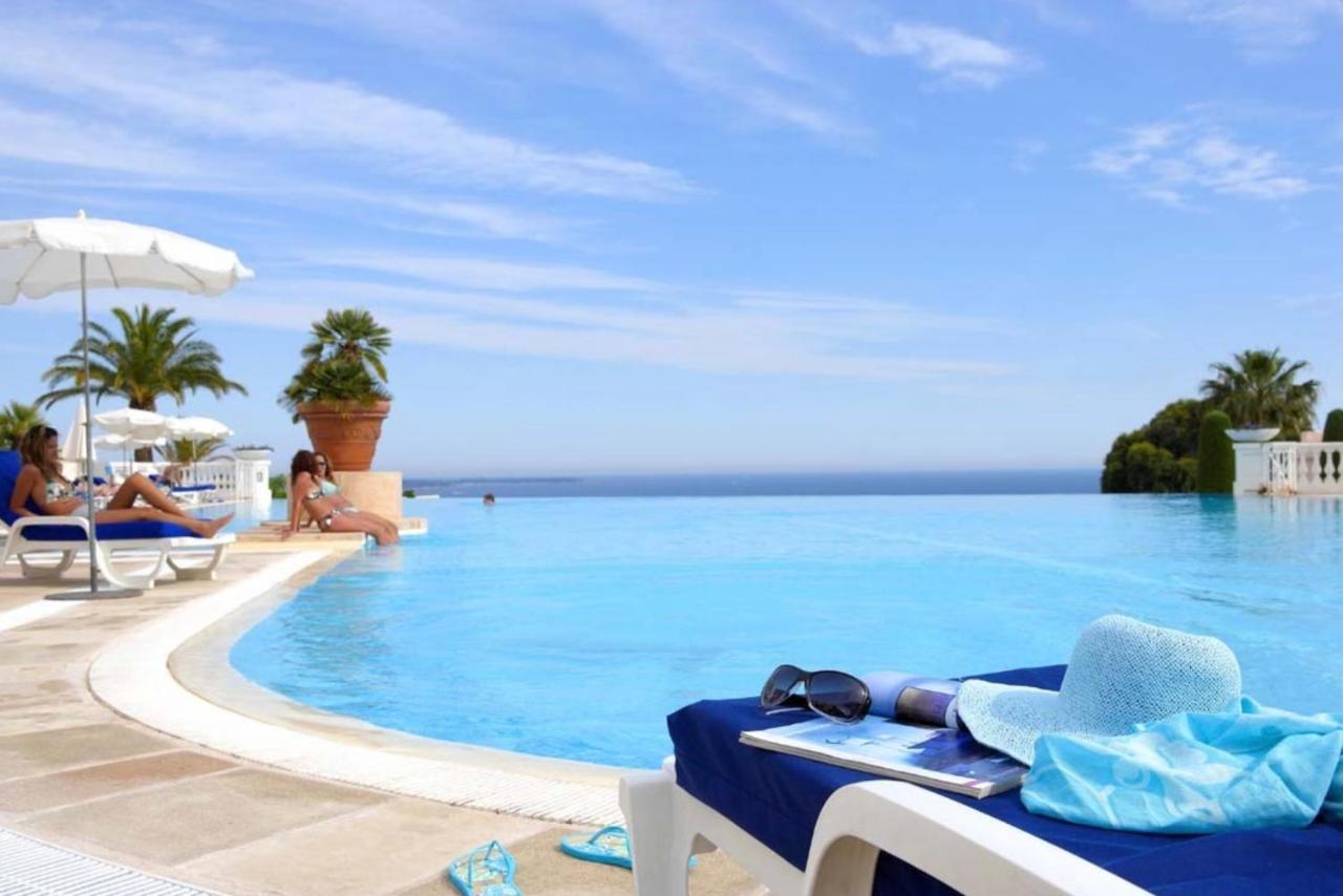 Exceptionnel Sur Vue Piscine Apartment